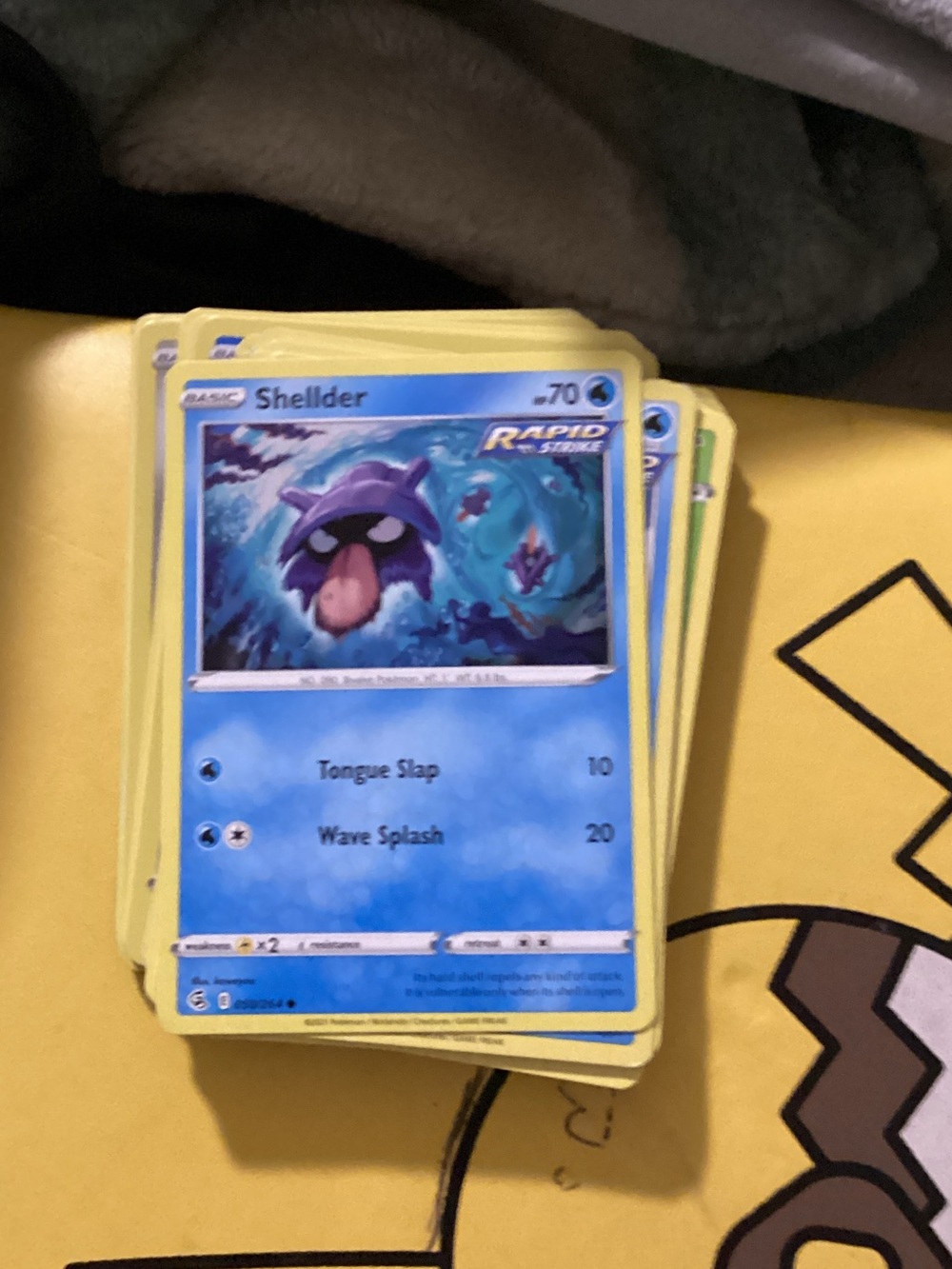 Pokemon Shelder Trading Card - 25 cards per purchase random good condition